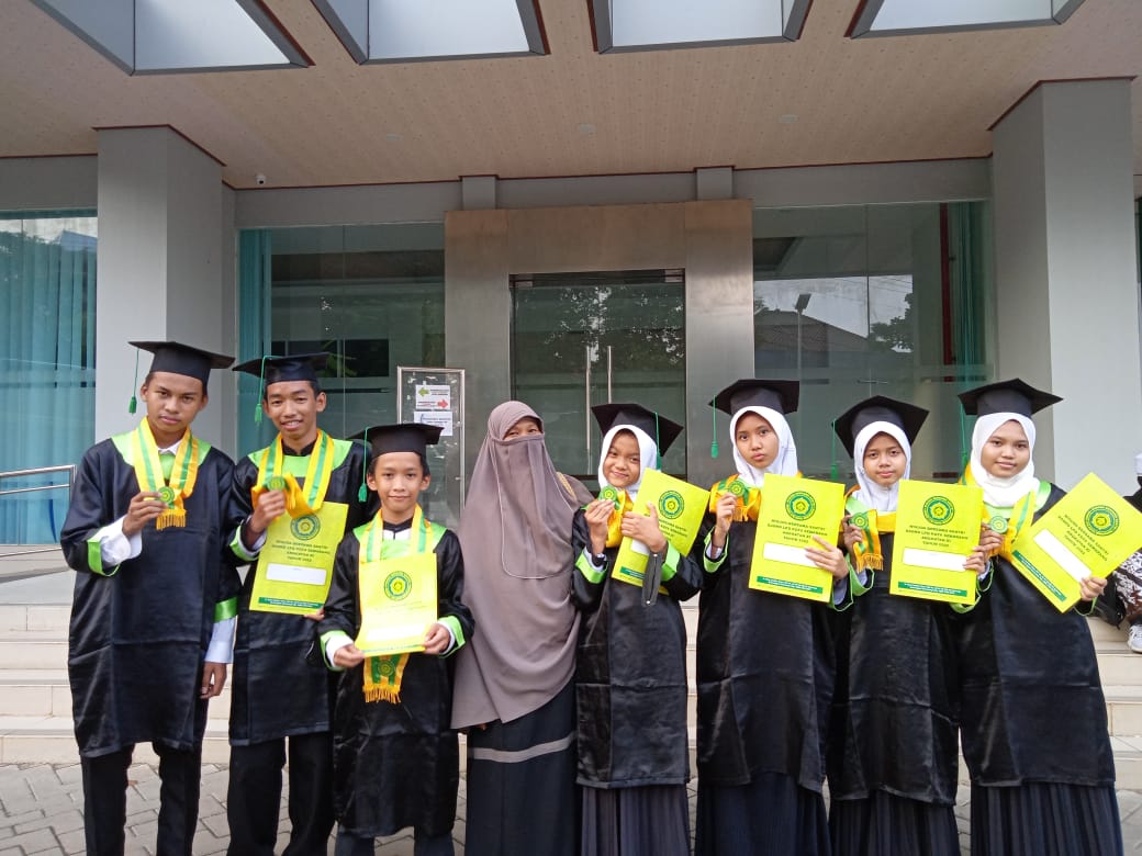 Wisuda Santri TPQ Al Muhajirin