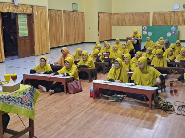 Pengajian Jama'ah Ibu-Ibu Mutma'innah Masjid Al Muhajirin