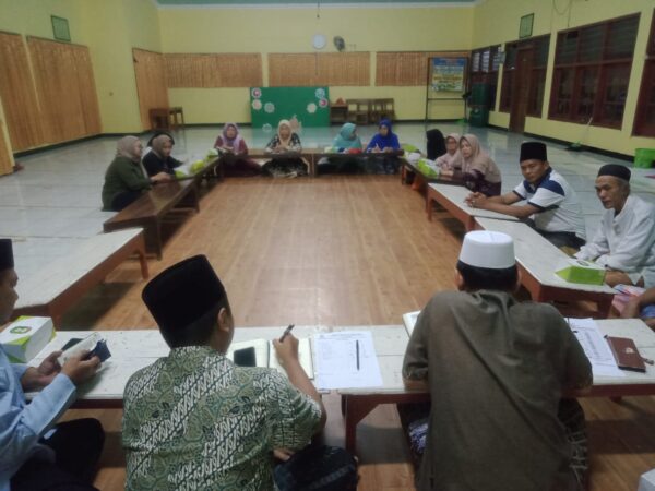 Rapat Persiapan Peringatan Isra' Mi'raj dan Bulan Ramadhan